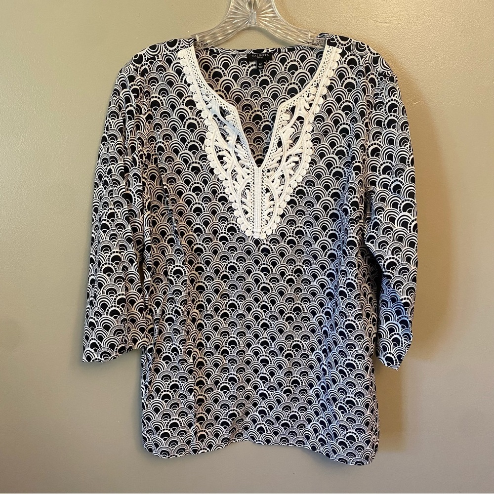TALBOTS Tunic Top women’s size Large Petite Black artsy Cotton Blouse